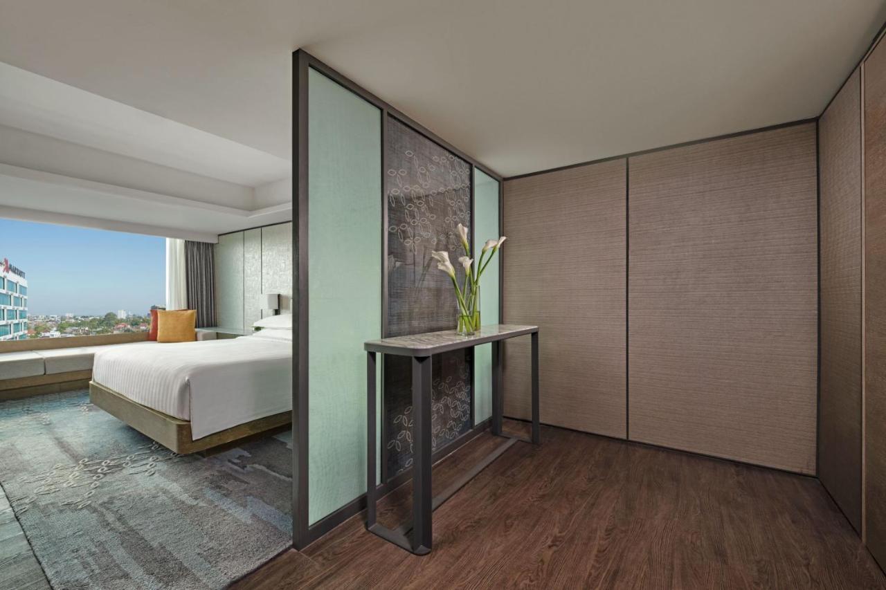 Yogyakarta Marriott Hotel Kejayan Exterior photo